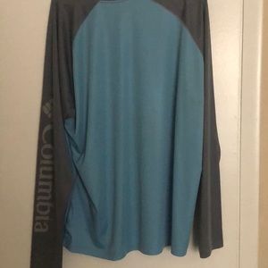 Long sleeve Columbia Omni shade